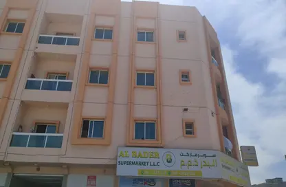 Apartment - 3 Bedrooms - 3 Bathrooms for rent in Al Rawda 3 - Al Rawda - Ajman