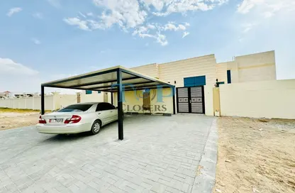 Villa - 4 Bedrooms - 5 Bathrooms for rent in Dhaher 2 - Al Dhahir - Al Ain