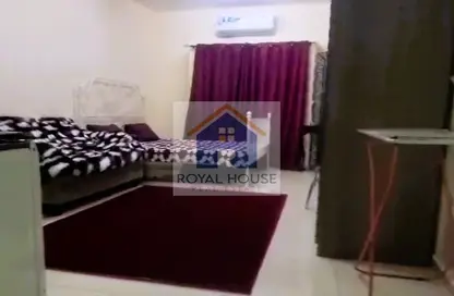 Apartment - Studio - 1 Bathroom for rent in Al Qulaya'ah - Al Sharq - Sharjah