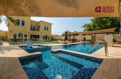 Villa - 4 Bedrooms - 5 Bathrooms for rent in Jumeirah Park - Dubai