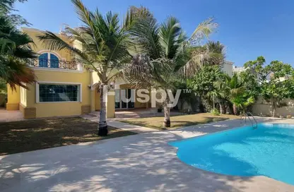 Villa - 4 Bedrooms - 5 Bathrooms for sale in Legacy - Jumeirah Park - Dubai