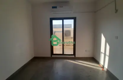 Apartment - 3 Bedrooms - 3 Bathrooms for rent in Al Nahyan - Abu Dhabi