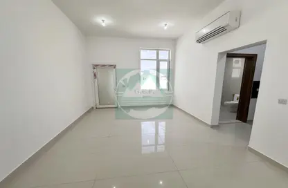 Apartment - 1 Bathroom for rent in Madinat Al Riyad - Abu Dhabi