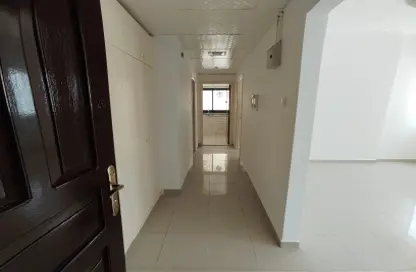 Apartment - 1 Bedroom - 1 Bathroom for rent in Yasmeen Tower - Al Majaz 2 - Al Majaz - Sharjah