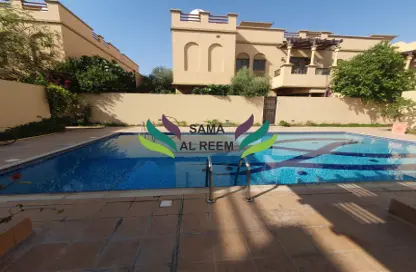 Compound - 4 Bedrooms - 4 Bathrooms for rent in Jumeirah 2 Villas - Jumeirah 2 - Jumeirah - Dubai