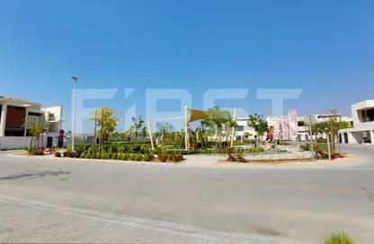 Villa - 4 Bedrooms - 5 Bathrooms for sale in West Yas - Yas Island - Abu Dhabi