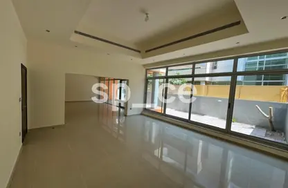 Villa - 5 Bedrooms - 7 Bathrooms for rent in Al Dhabi Residence complex - Khalifa Park - Eastern Road - Abu Dhabi