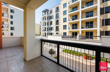 Apartment - 1 Bedroom - 2 Bathrooms for sale in La Rive - Building 4 - La Mer - Jumeirah - Dubai