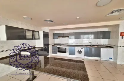 Apartment - 2 Bedrooms - 3 Bathrooms for rent in Capital Tower - Al Majaz - Sharjah