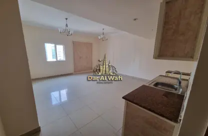 Apartment - 1 Bathroom for rent in Bukhara Street - Al Nahda - Sharjah