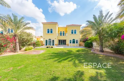 Villa - 3 Bedrooms - 4 Bathrooms for rent in Legacy - Jumeirah Park - Dubai