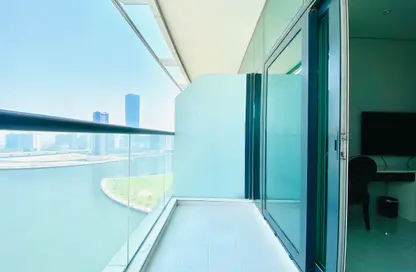 Apartment - Studio - 1 Bathroom for sale in Bay's Edge - Business Bay - Dubai