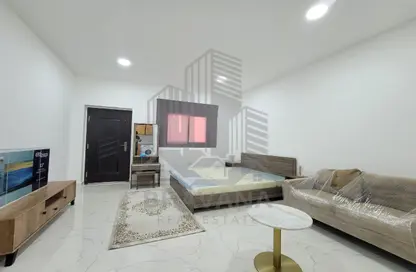 Apartment - Studio - 1 Bathroom for rent in Khalifa City A Villas - Khalifa City A - Khalifa City - Abu Dhabi