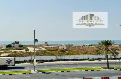 Apartment - 1 Bedroom - 2 Bathrooms for rent in Beach Tower 1 - Al Khan Lagoon - Al Khan - Sharjah