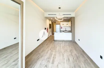 Apartment - 1 Bathroom for rent in Rokane G25 - Jumeirah Village Circle - Dubai