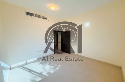 Apartment - 2 Bedrooms - 2 Bathrooms for rent in Al Khabisi - Al Ain