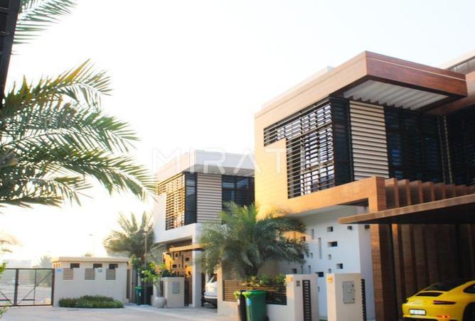 Villa - 4 Bedrooms - 5 Bathrooms for rent in Umm Suqeim 2 Villas - Umm Suqeim 2 - Umm Suqeim - Dubai