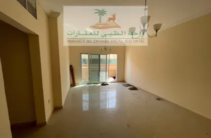 Apartment - 2 Bedrooms - 2 Bathrooms for rent in Budaniq 7 Building - Budaniq - Al Qasimia - Sharjah