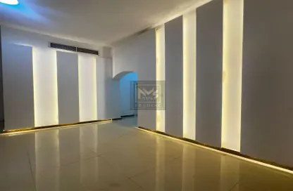 Apartment - 1 Bathroom for rent in Muroor Area - Abu Dhabi