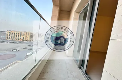 Apartment - 3 Bedrooms - 3 Bathrooms for rent in RDK Residential Complex - Rawdhat Abu Dhabi - Abu Dhabi