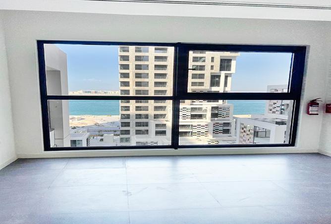 Rent In Al Reem Island: Attractive Sea View 