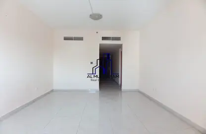 Apartment - 1 Bedroom - 1 Bathroom for rent in Muwailih Building - Muwaileh - Sharjah