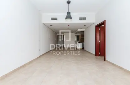 Apartment - 1 Bedroom - 2 Bathrooms for sale in European - Canal Residence - Dubai Sports City - Dubai