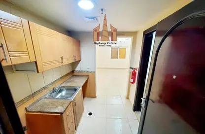 Apartment - 1 Bathroom for rent in Muwailih Building - Muwaileh - Sharjah