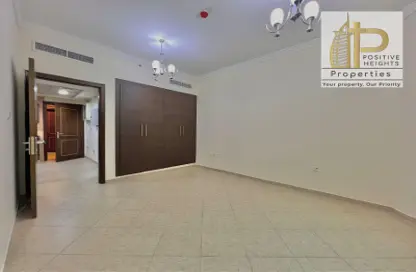 Apartment - 1 Bedroom - 1 Bathroom for rent in Metro Building - Al Barsha 1 - Al Barsha - Dubai