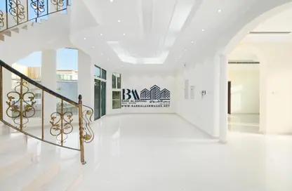 Villa - 7 Bedrooms for rent in Al Muhaisnah 1 - Al Muhaisnah - Dubai