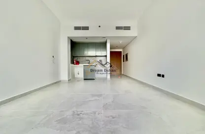 Apartment - Studio - 1 Bathroom for rent in Dome Tower - Al Jaddaf - Dubai