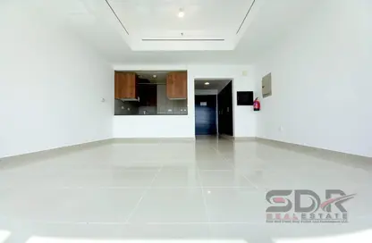 Apartment - 1 Bathroom for rent in Electra Tower - Electra Street - Abu Dhabi