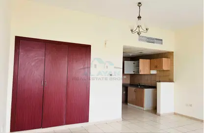 Apartment - 1 Bathroom for rent in England Cluster - International City - Dubai