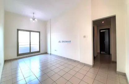 Apartment - 1 Bedroom - 2 Bathrooms for rent in Al Khabisi - Deira - Dubai