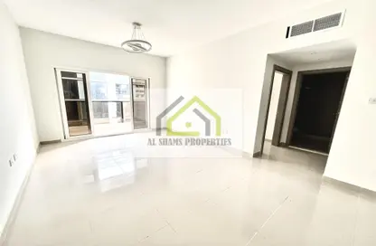 Apartment - 1 Bedroom - 2 Bathrooms for rent in Muwaileh 29 Building - Muwaileh - Sharjah