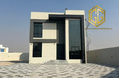 Villa - 4 Bedrooms - 5 Bathrooms for rent in Al Aweer 1 - Al Aweer - Dubai