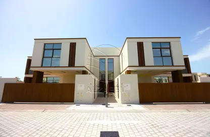 Townhouse - 3 Bedrooms - 4 Bathrooms for rent in Nad Al Dhabi - Al Jubail Island - Abu Dhabi