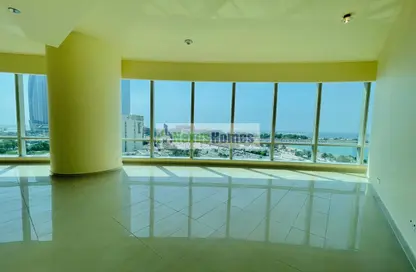 Apartment - 3 Bedrooms - 4 Bathrooms for rent in Nation Towers - Corniche Road - Abu Dhabi