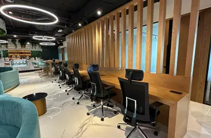 Co-working space - Studio - 2 Bathrooms for rent in Burj Al Salam - Sheikh Zayed Road - Dubai