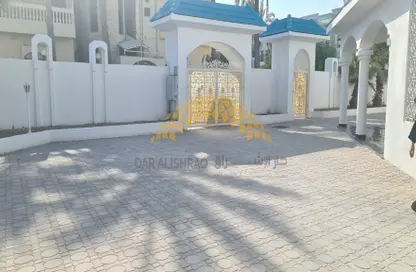 Villa - 4 Bedrooms - 6 Bathrooms for sale in Al Fisht - Al Heerah - Sharjah