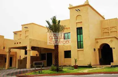 Villa - 4 Bedrooms - 4 Bathrooms for rent in Al Oyoun Village - Al Ain
