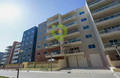 Apartment - 3 Bedrooms - 4 Bathrooms for sale in Tower 26 - Al Reef Downtown - Al Reef - Abu Dhabi