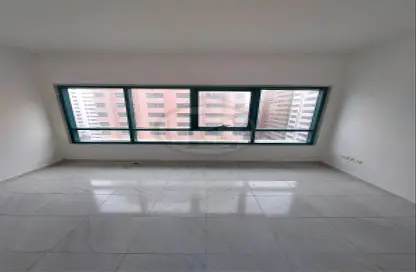 Apartment - 2 Bedrooms - 2 Bathrooms for rent in Emirates Tower - Hamdan Street - Abu Dhabi