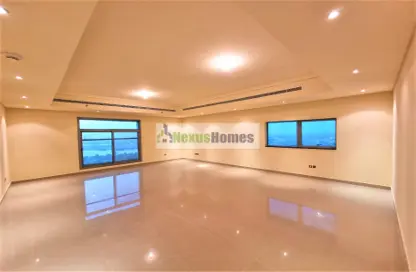 Apartment - 3 Bedrooms - 5 Bathrooms for rent in Silver Wave Tower - Al Mina - Abu Dhabi