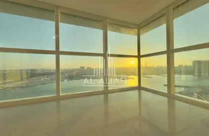 Apartment - 3 Bedrooms - 4 Bathrooms for rent in RAK Tower - Marina Square - Al Reem Island - Abu Dhabi