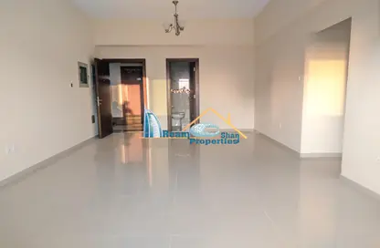 Apartment - 2 Bedrooms - 3 Bathrooms for rent in Al Khair Building - Dubai Silicon Oasis - Dubai