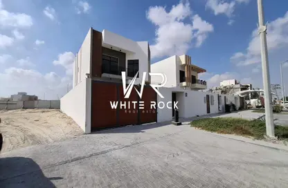 Villa - 4 Bedrooms - 7 Bathrooms for sale in Alreeman - Al Shamkha - Abu Dhabi