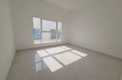 Apartment - 1 Bedroom - 2 Bathrooms for rent in Mirdif 35 - Mushraif - Mirdif - Dubai