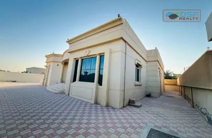 Villa - 3 Bedrooms - 5 Bathrooms for rent in Al Riffa - Ras Al Khaimah