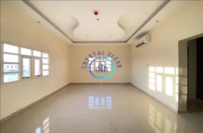 Apartment - 3 Bedrooms - 3 Bathrooms for rent in Al Jimi - Al Ain